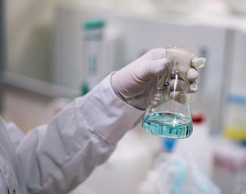 FITC、BODIPY、Cy5-依鲁替尼(Ibrutinib)的荧光探针技术